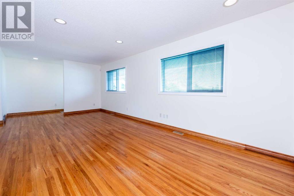 Single Family House Bungalow for Sale in  Centre Street NW Thorncliffe Calgary 