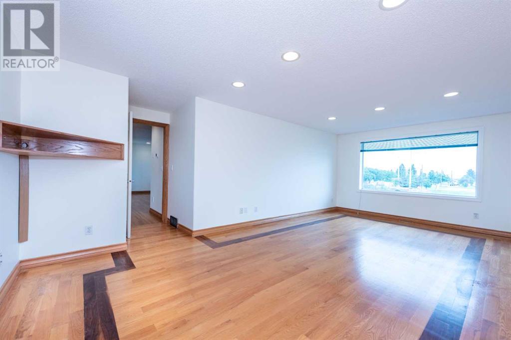 Single Family House Bungalow for Sale in  Centre Street NW Thorncliffe Calgary 