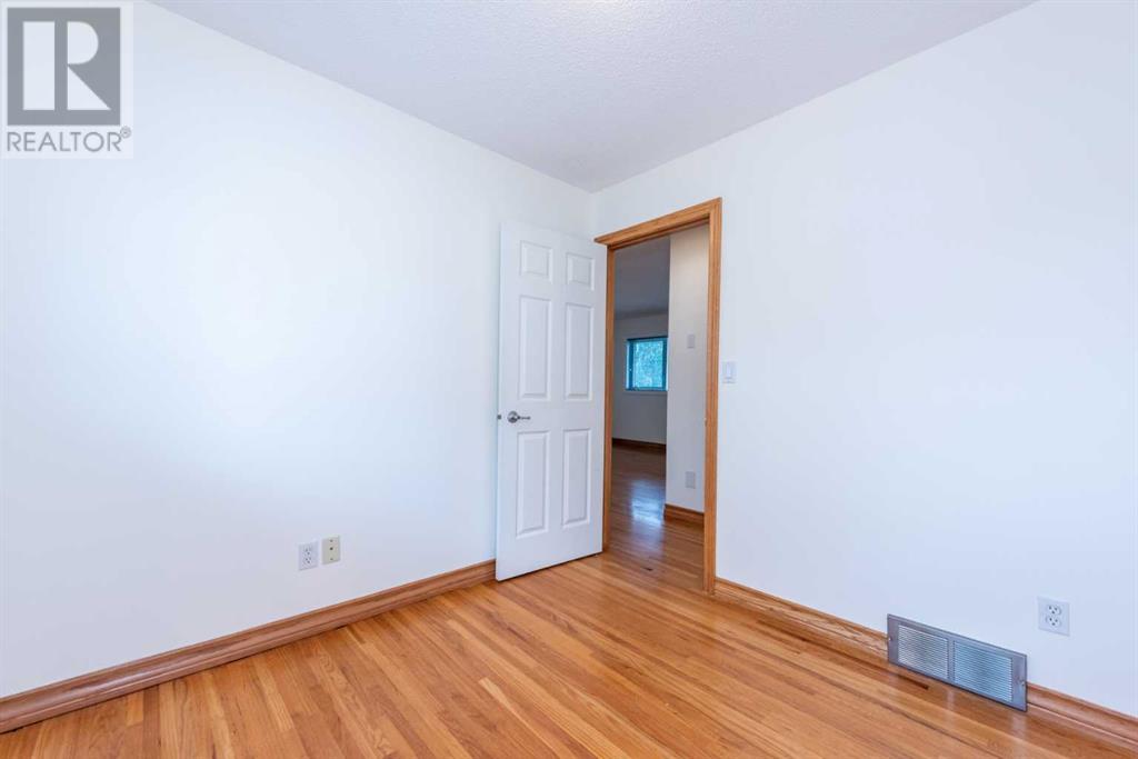 Single Family House Bungalow for Sale in  Centre Street NW Thorncliffe Calgary 