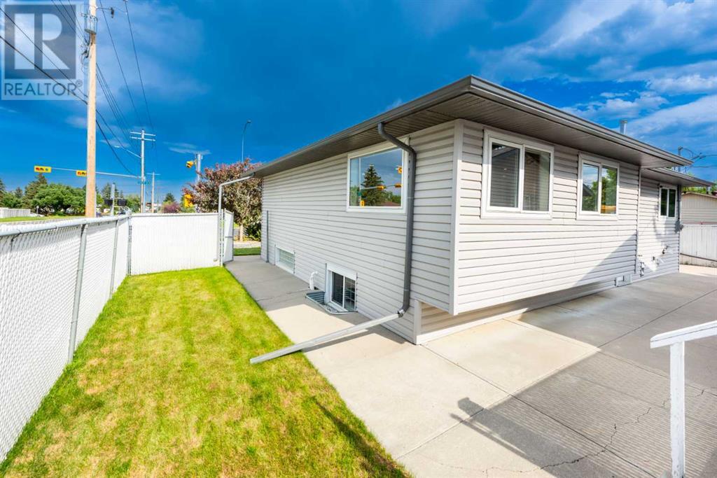 Single Family House Bungalow for Sale in  Centre Street NW Thorncliffe Calgary 