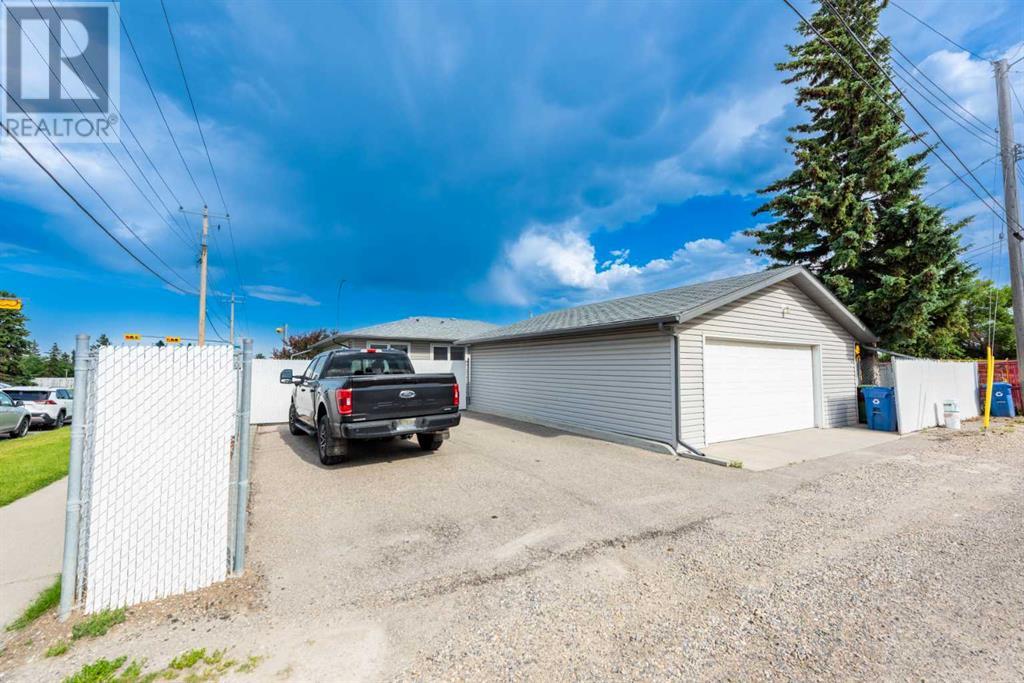 Single Family House Bungalow for Sale in  Centre Street NW Thorncliffe Calgary 