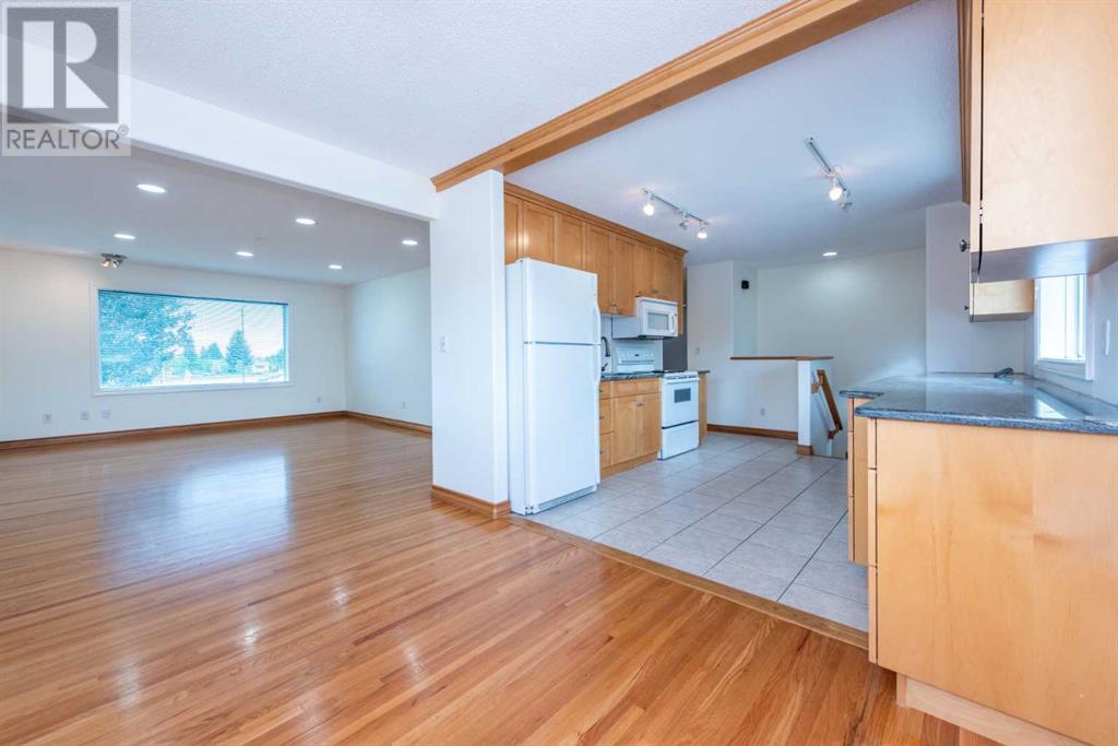 Single Family House Bungalow for Sale in  Centre Street NW Thorncliffe Calgary 