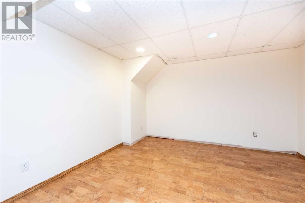 Single Family House Bungalow for Sale in  Centre Street NW Thorncliffe Calgary 