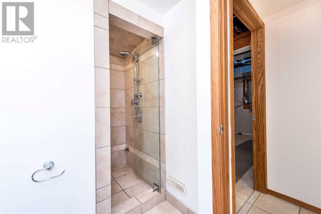 Single Family House Bungalow for Sale in  Centre Street NW Thorncliffe Calgary 