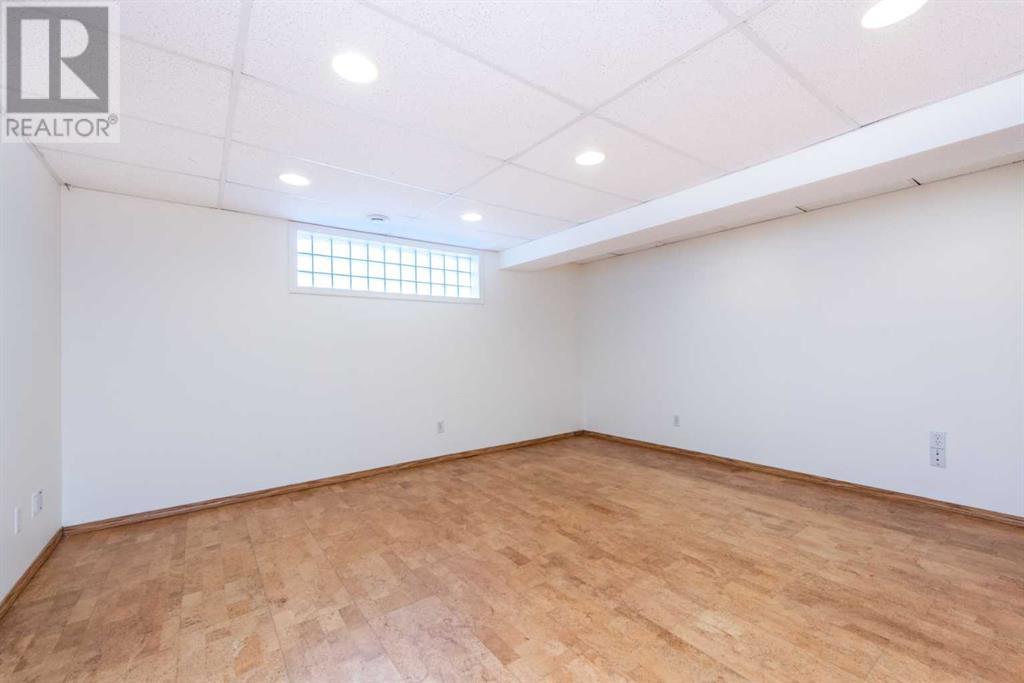 Single Family House Bungalow for Sale in  Centre Street NW Thorncliffe Calgary 