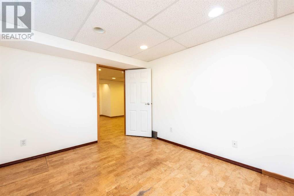 Single Family House Bungalow for Sale in  Centre Street NW Thorncliffe Calgary 