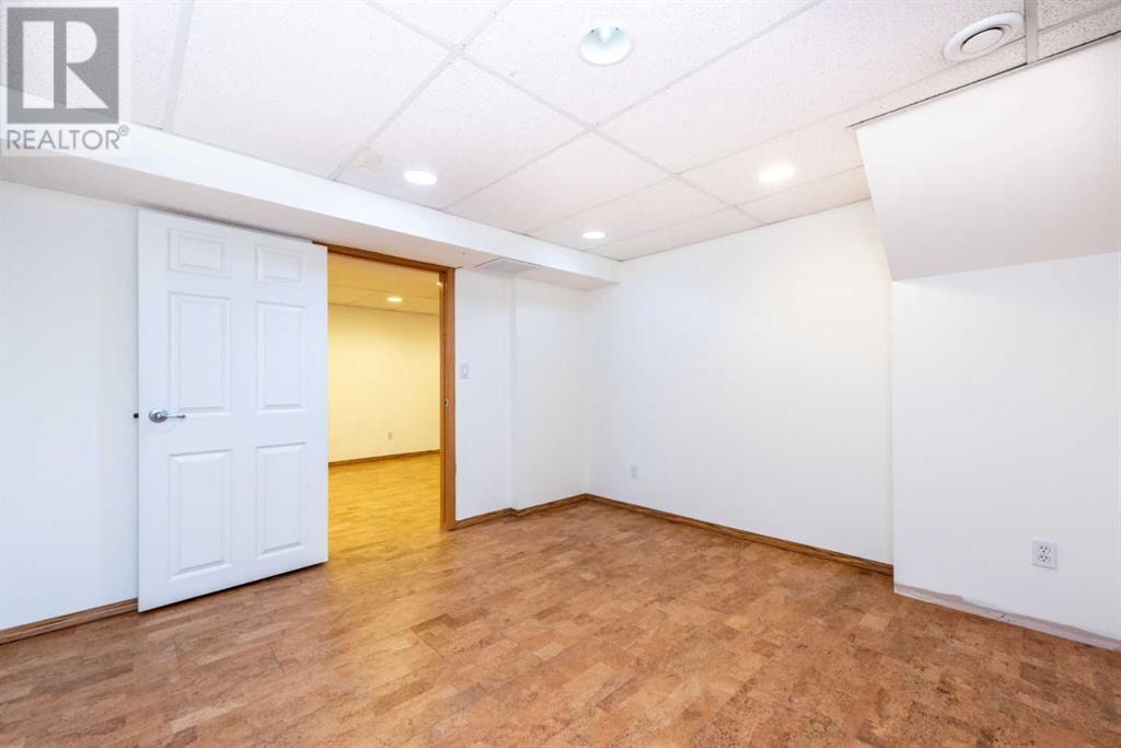 Single Family House Bungalow for Sale in  Centre Street NW Thorncliffe Calgary 
