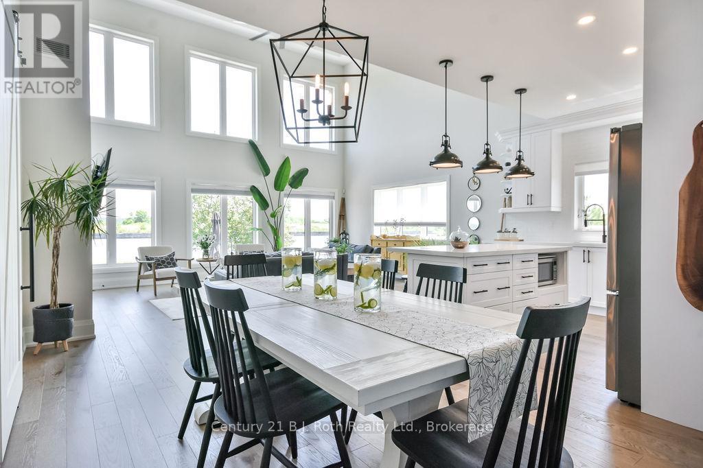 Photo 4 of 27 53 Dock Lane, Tay ON