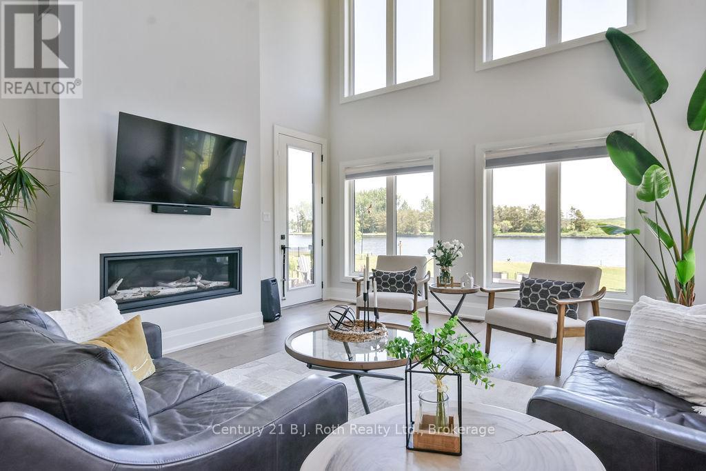 Photo 8 of 27 53 Dock Lane, Tay ON