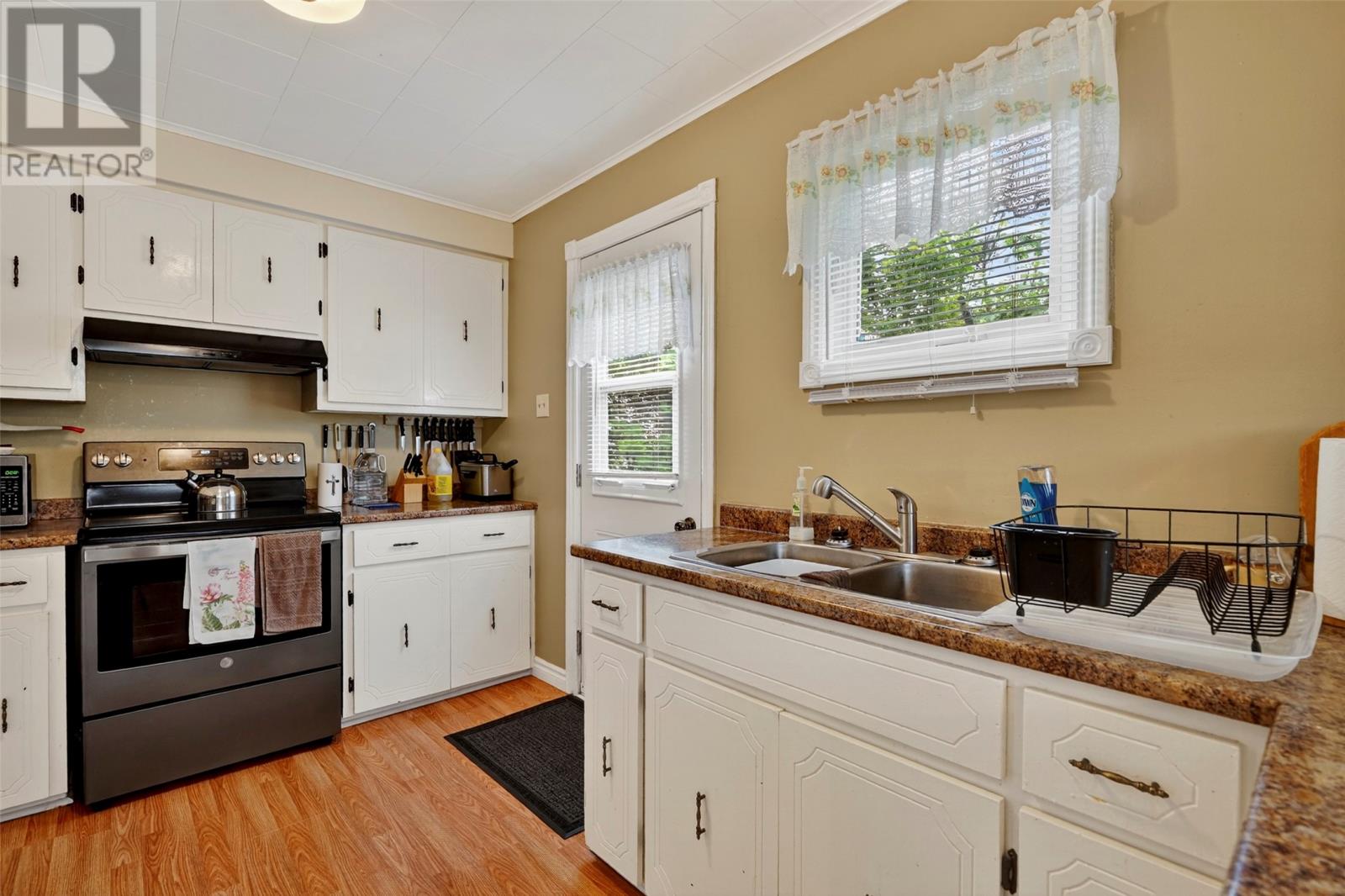 Photo 12 of 14 16 Church Lane, Bay Roberts NL