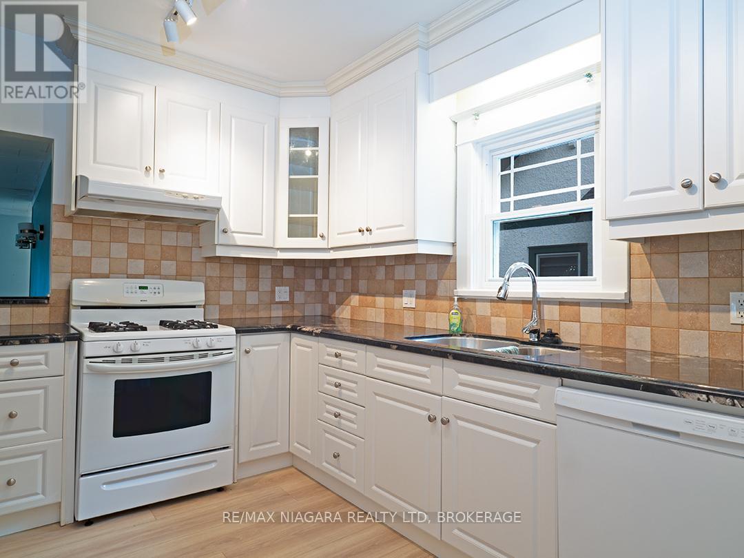 Photo 44 of 265 Clarence Street, Port Colborne ON