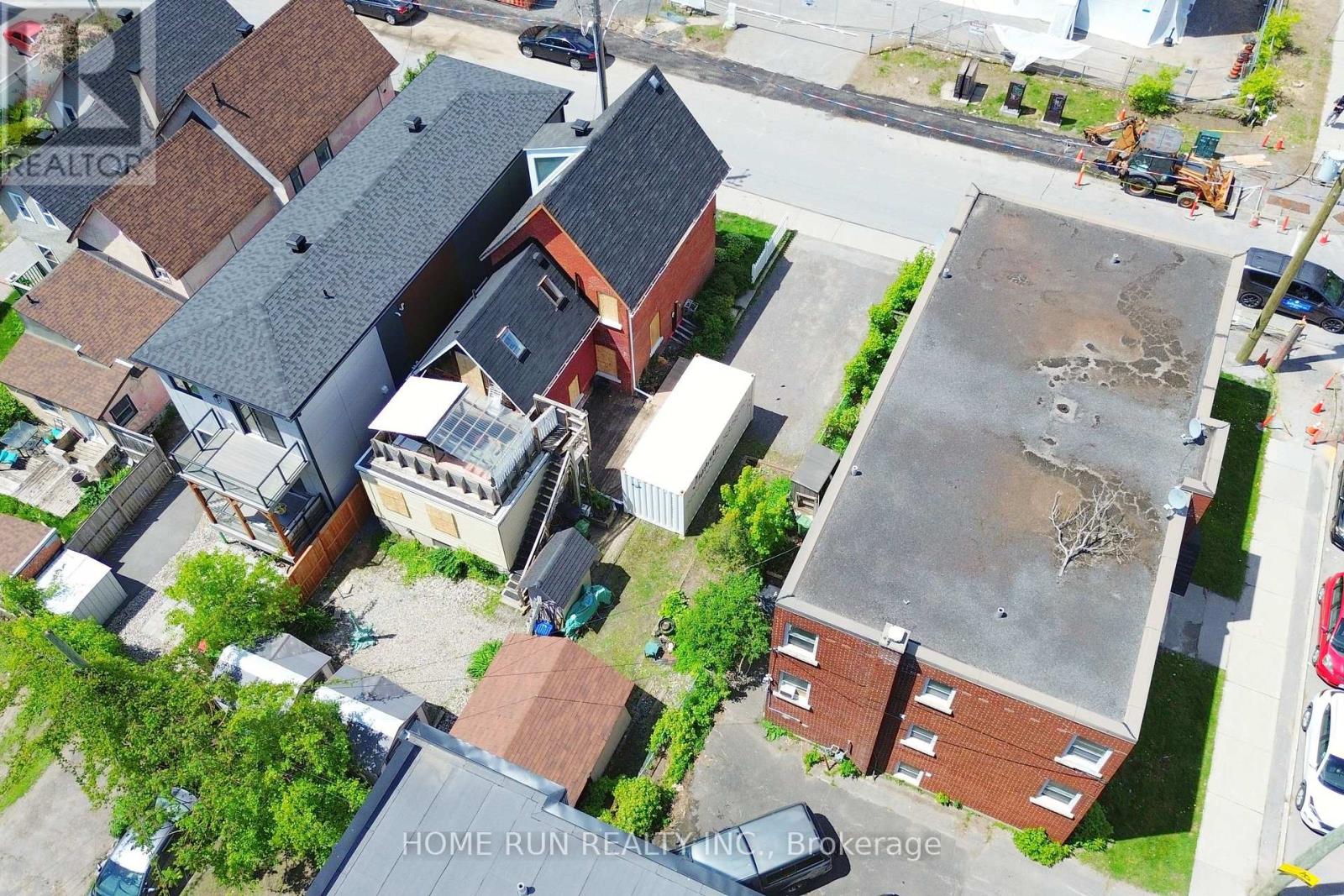 Photo 10 of 402 Arlington Avenue, Ottawa ON