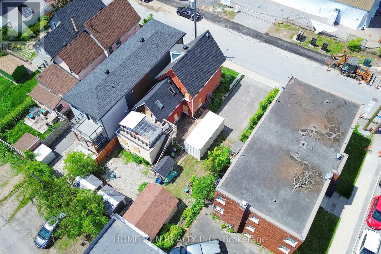Photo 6 of 402 Arlington Avenue, Ottawa ON