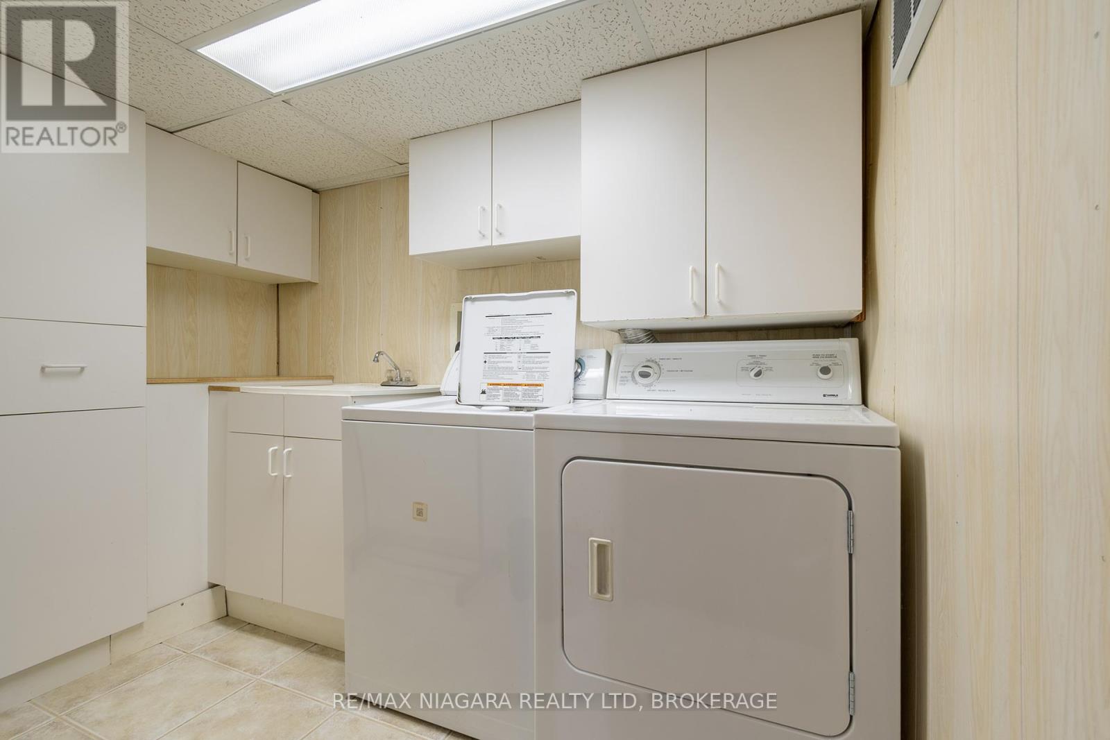 Photo 18 of 679 Niagara Street, St Catharines ON