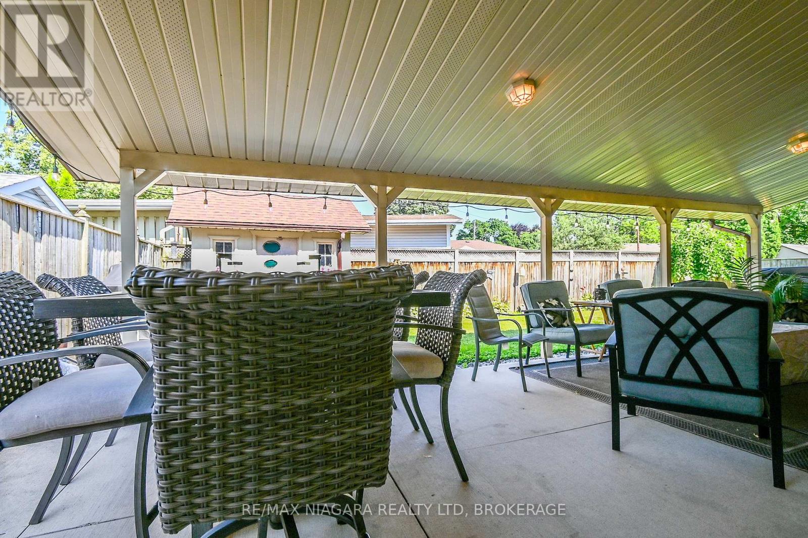 Photo 9 of 679 Niagara Street, St Catharines ON