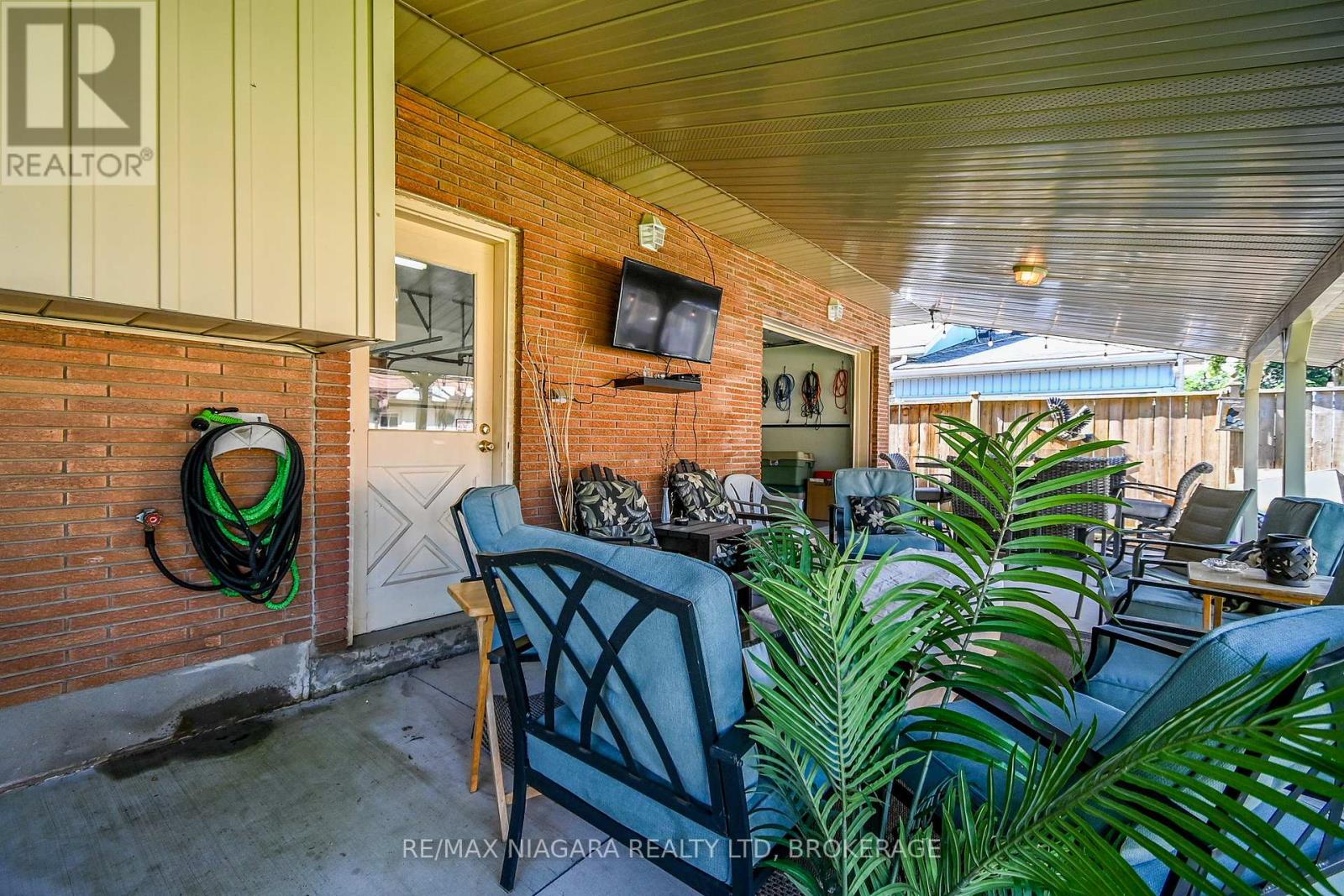 Photo 32 of 679 Niagara Street, St Catharines ON