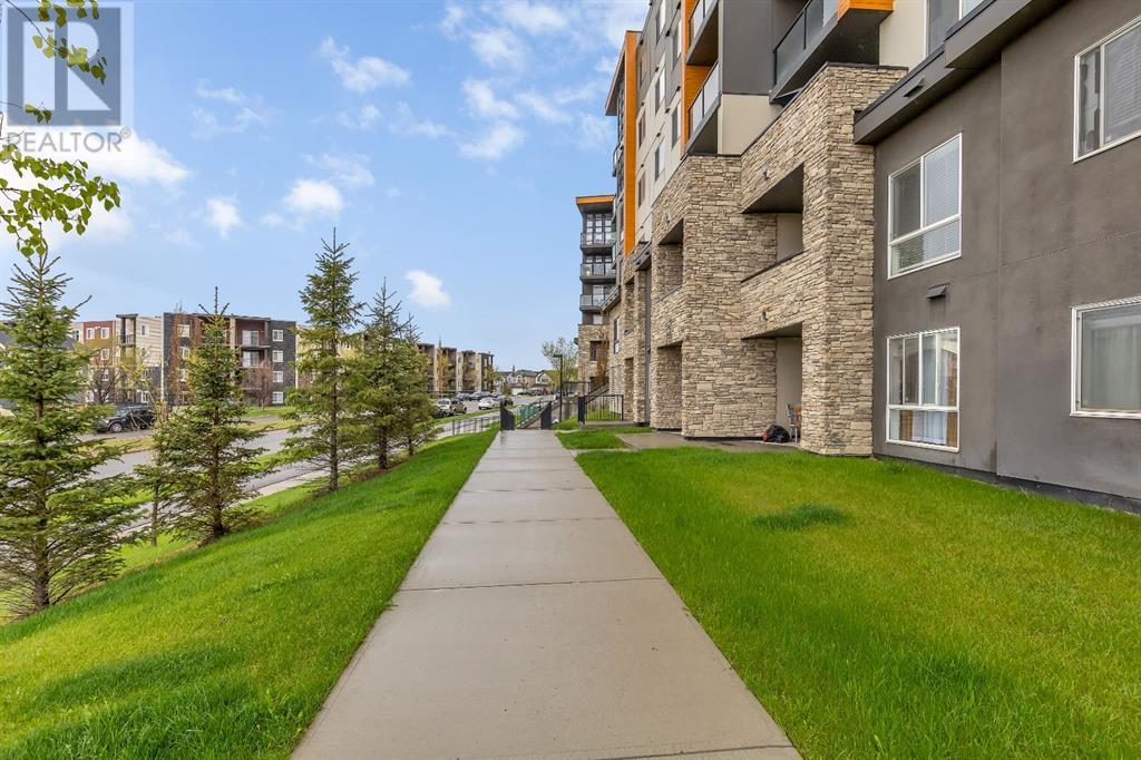 Single Family House for Sale in   Kincora Glen Park NW Kincora Calgary 