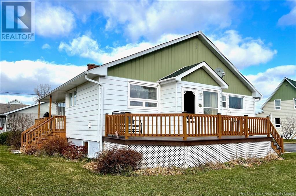 Photo 1 of 81 Rue De Lecole, Lameque NB