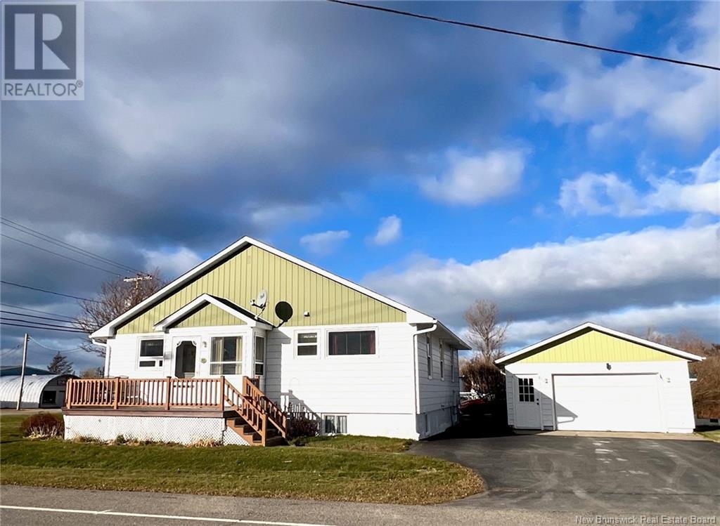 Photo 3 of 81 Rue De Lecole, Lameque NB