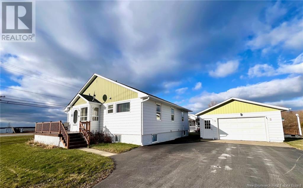 Photo 6 of 81 Rue De Lecole, Lameque NB