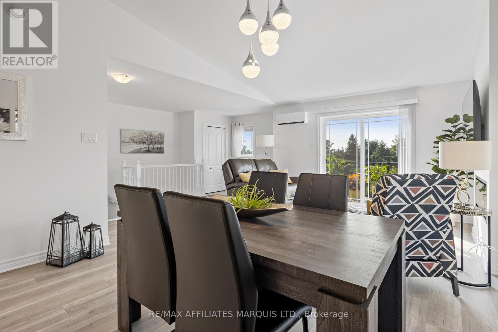 Photo 24 of 211 229 Water Street E, Cornwall ON