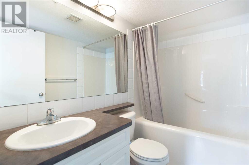 Single Family House for Sale in   Applevillage Court SE Applewood Park Calgary 