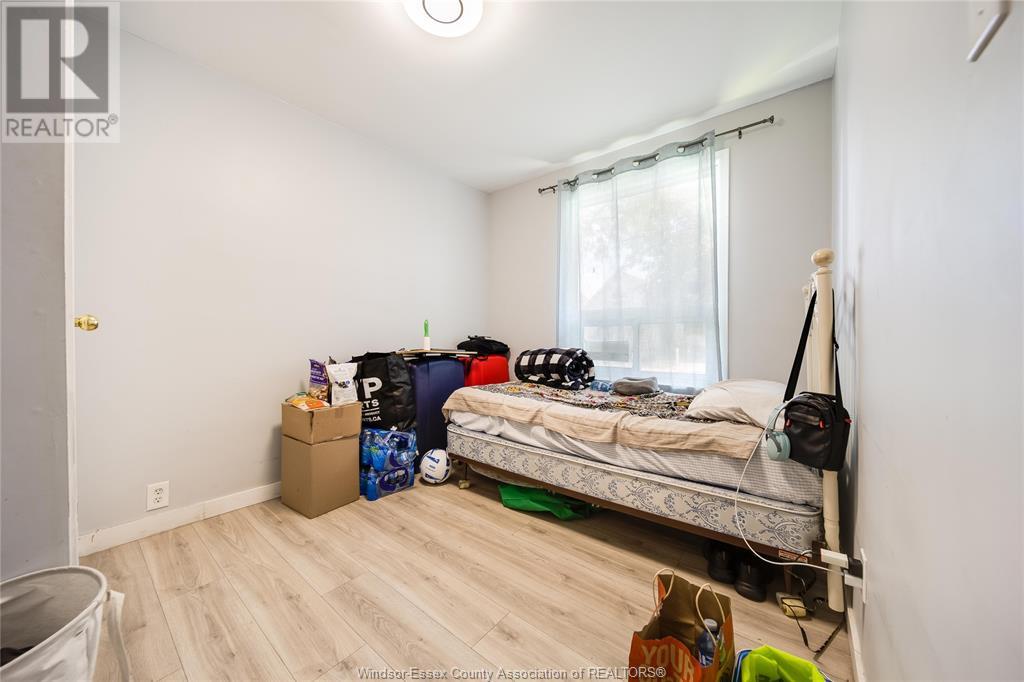 Photo 5 of 464 Vera Place, Windsor ON
