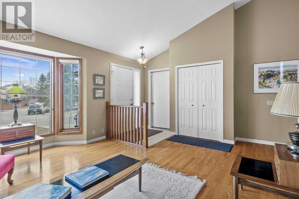 Single Family House 4 Level for Sale in  Strathaven Mews SW Strathcona Park Calgary 