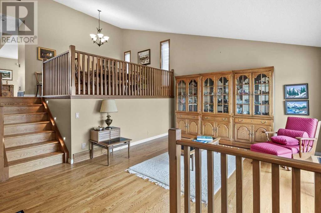 Single Family House 4 Level for Sale in  Strathaven Mews SW Strathcona Park Calgary 