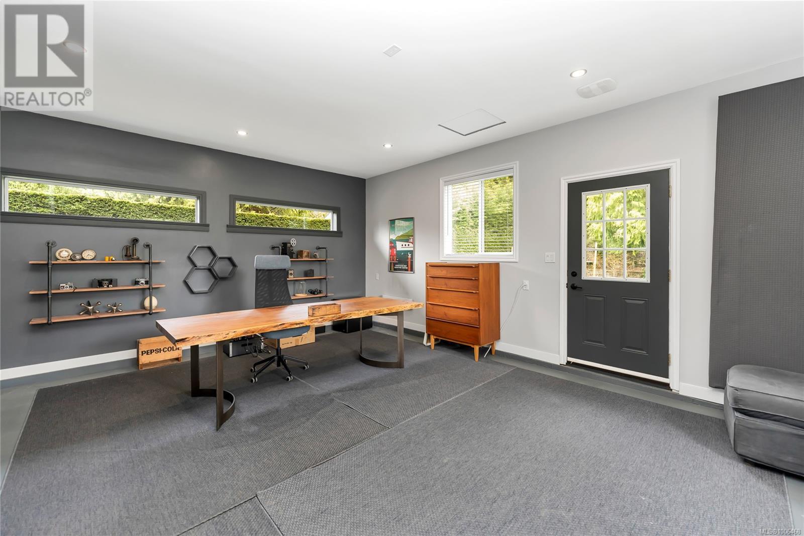 1959 Ingot Dr, Cobble Hill