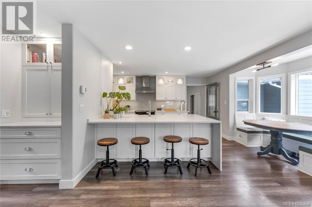 1959 Ingot Dr, Cobble Hill