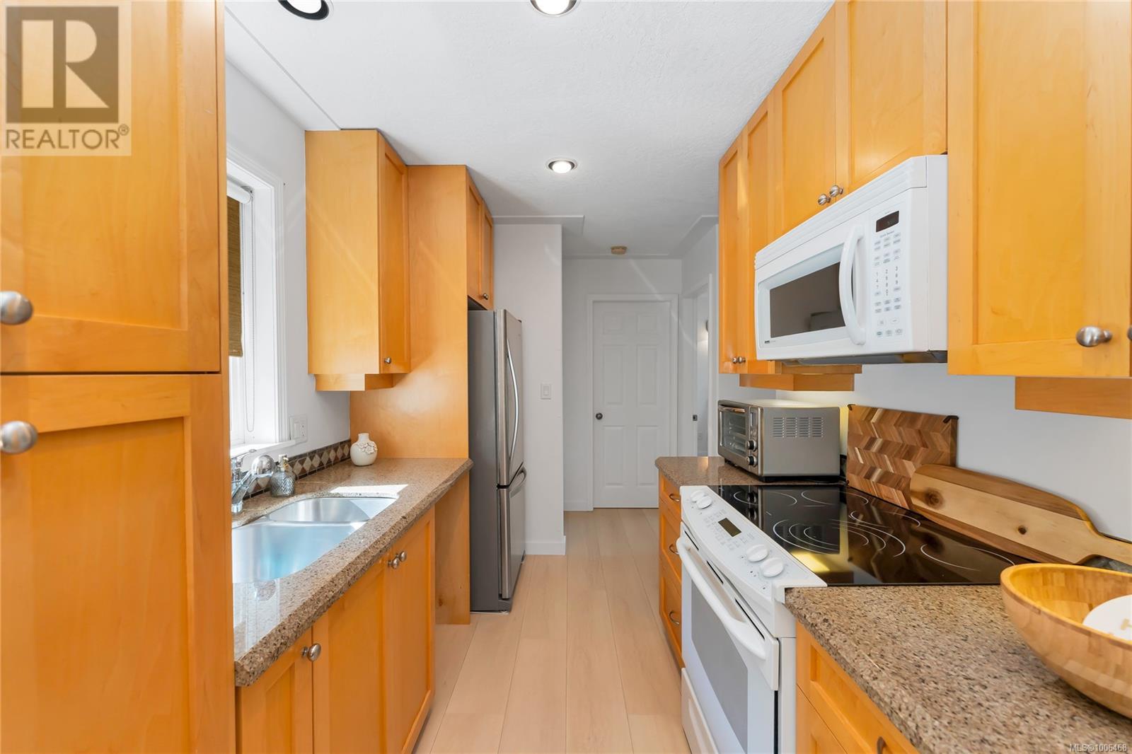 1959 Ingot Dr, Cobble Hill