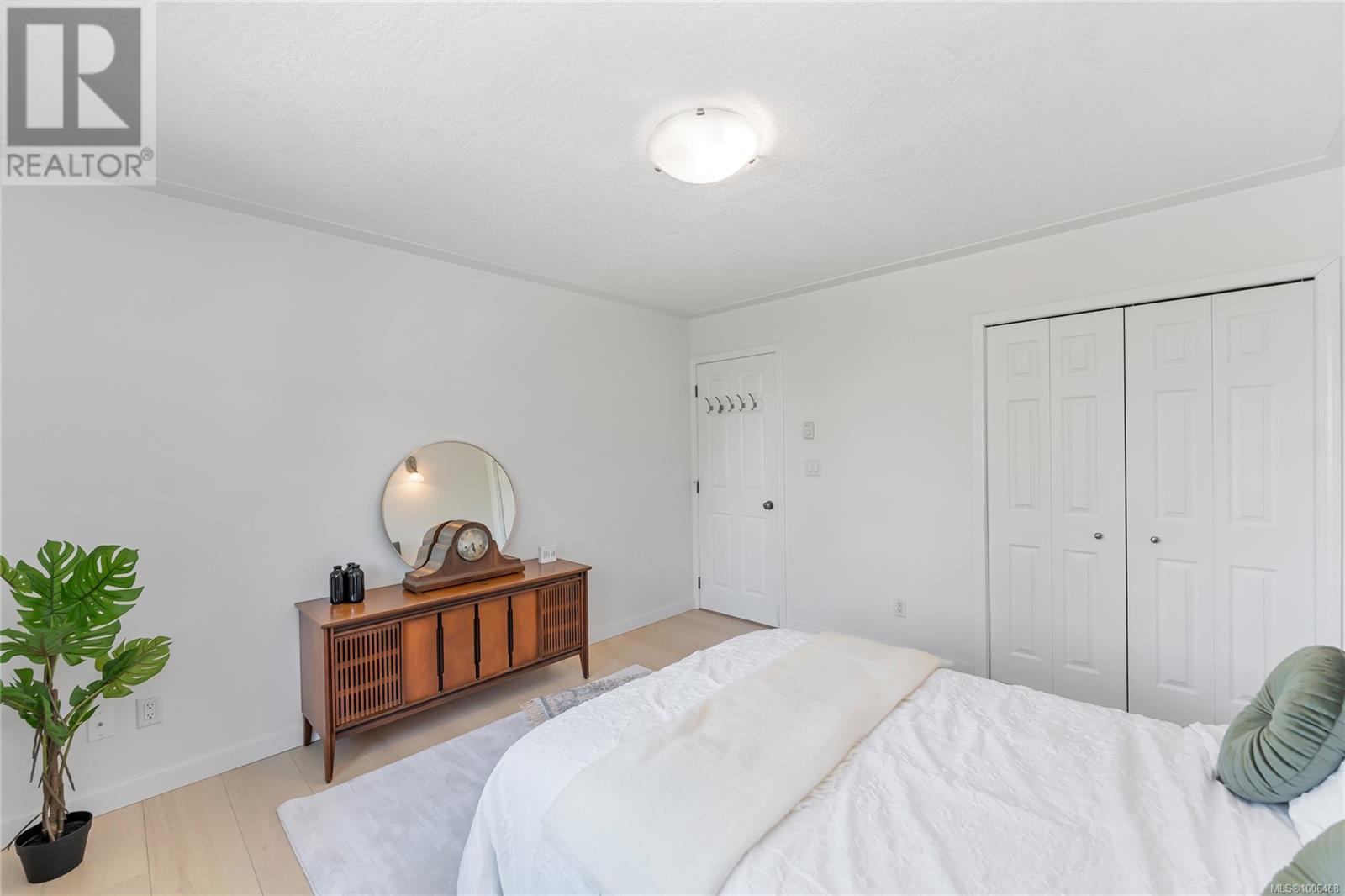 1959 Ingot Dr, Cobble Hill