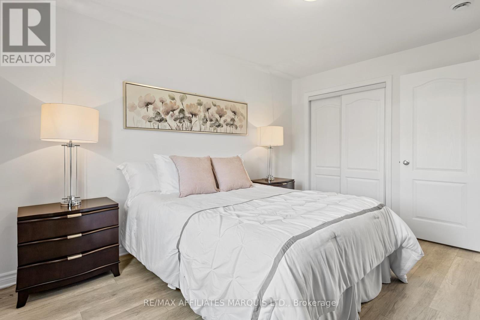 Photo 28 of 203 229 Water Street E, Cornwall ON