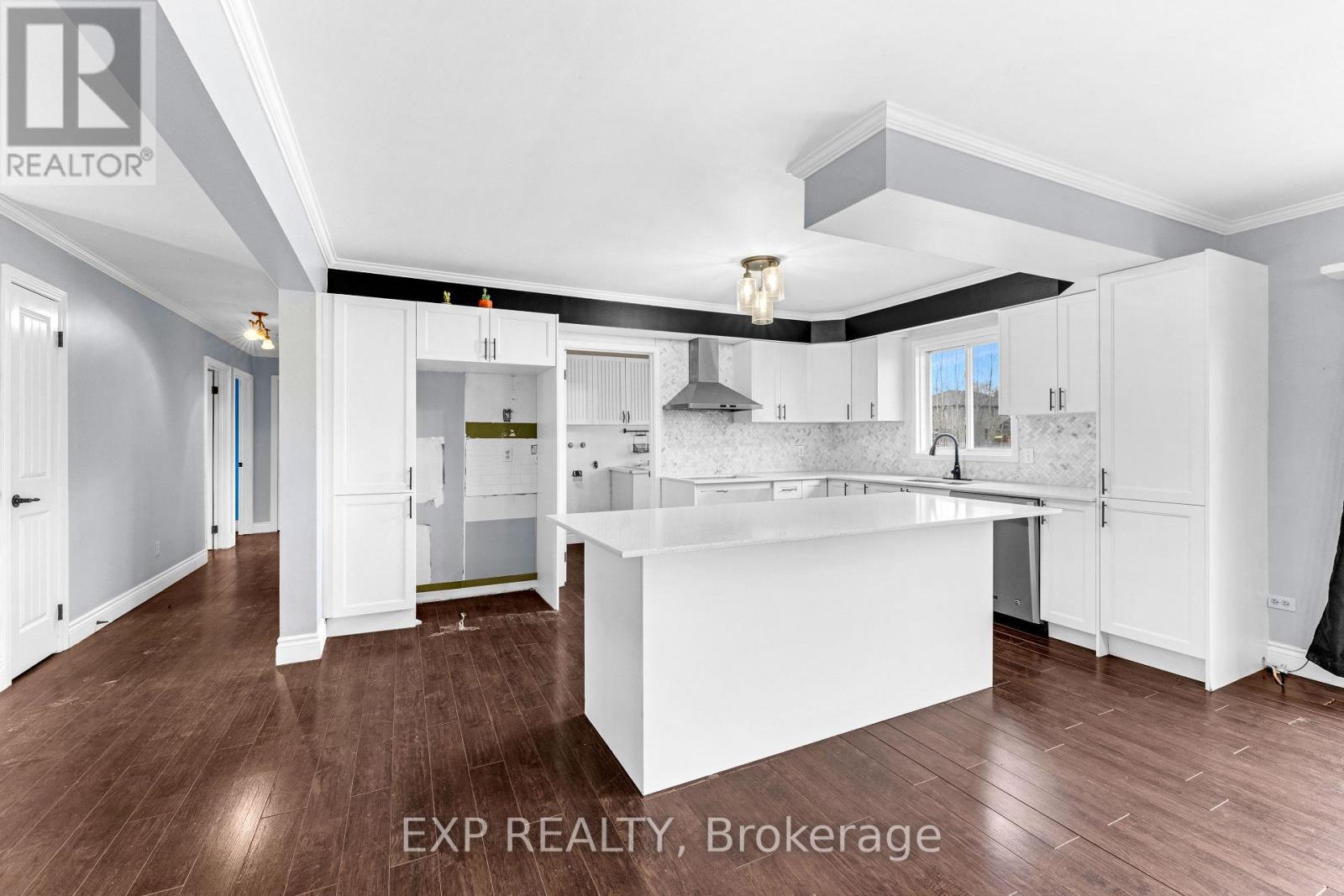 Photo 15 of 20 Wasaga Sands Drive, Wasaga Beach ON