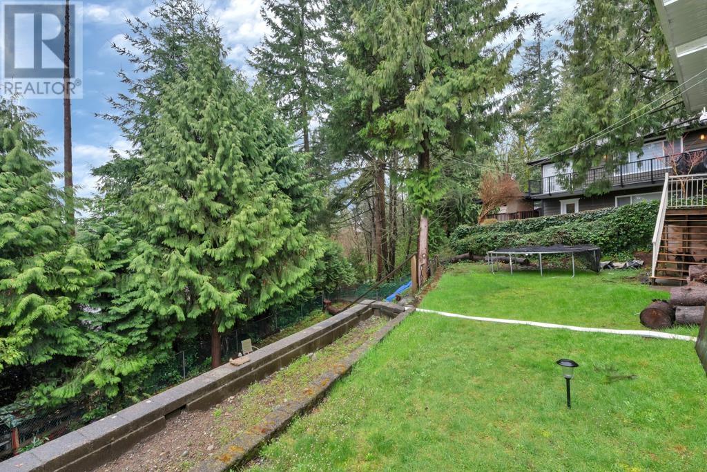 Photo 37 of 2512 Penshurst Court, Coquitlam BC