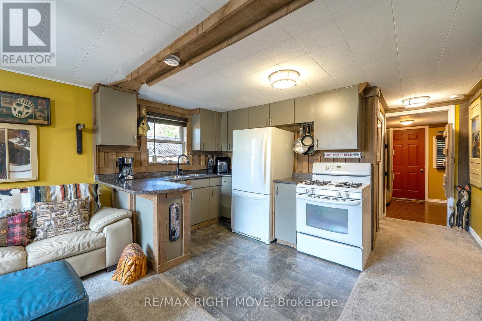 Photo 22 of 161 Quebec Street, Bracebridge ON