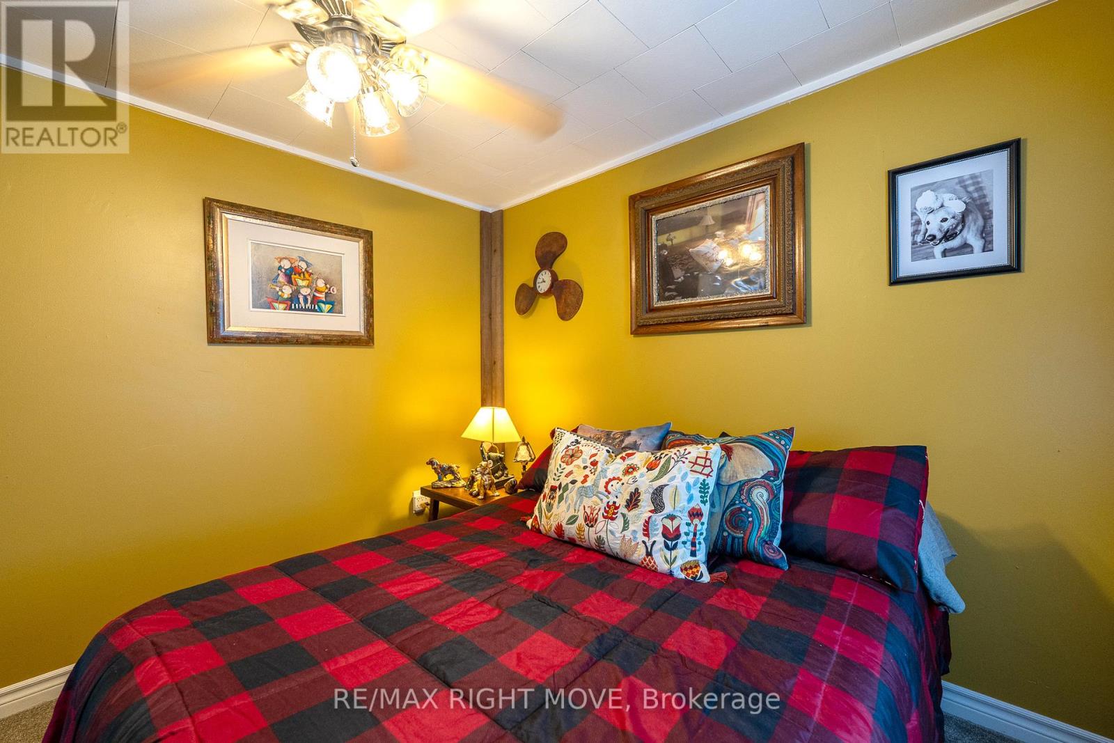 Photo 20 of 161 Quebec Street, Bracebridge ON