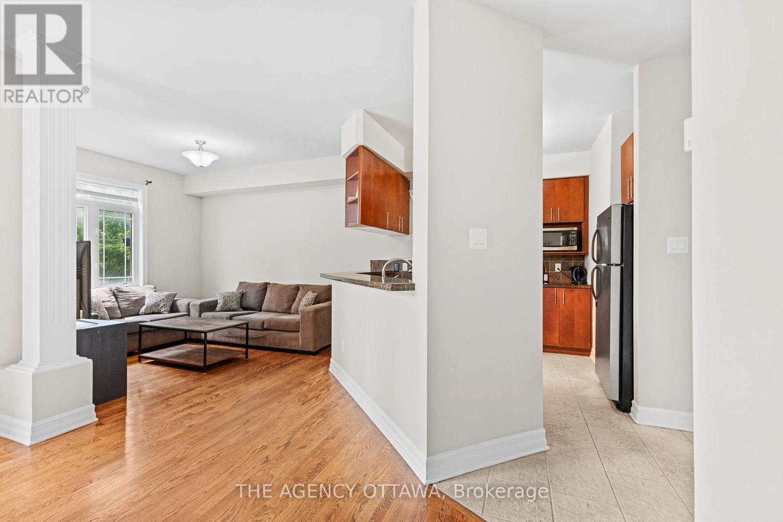 Photo 25 of 203 711 Churchill Avenue N, Ottawa ON