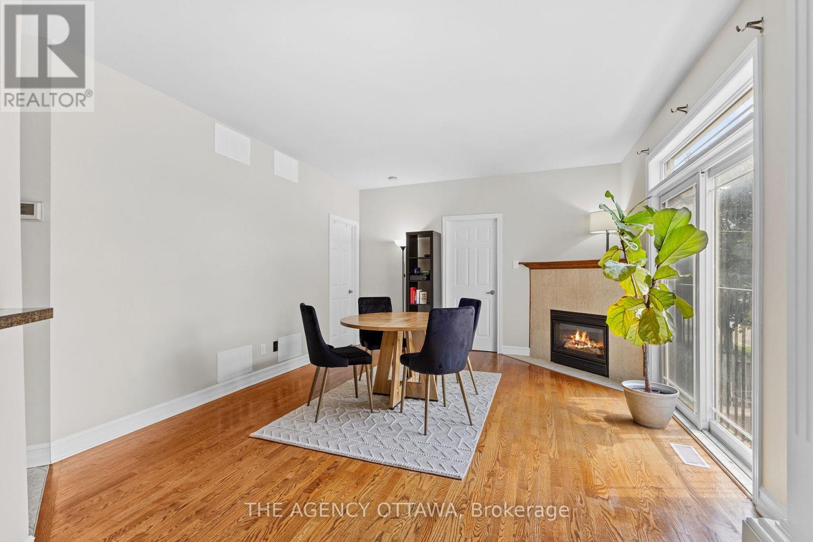 Photo 28 of 203 711 Churchill Avenue N, Ottawa ON