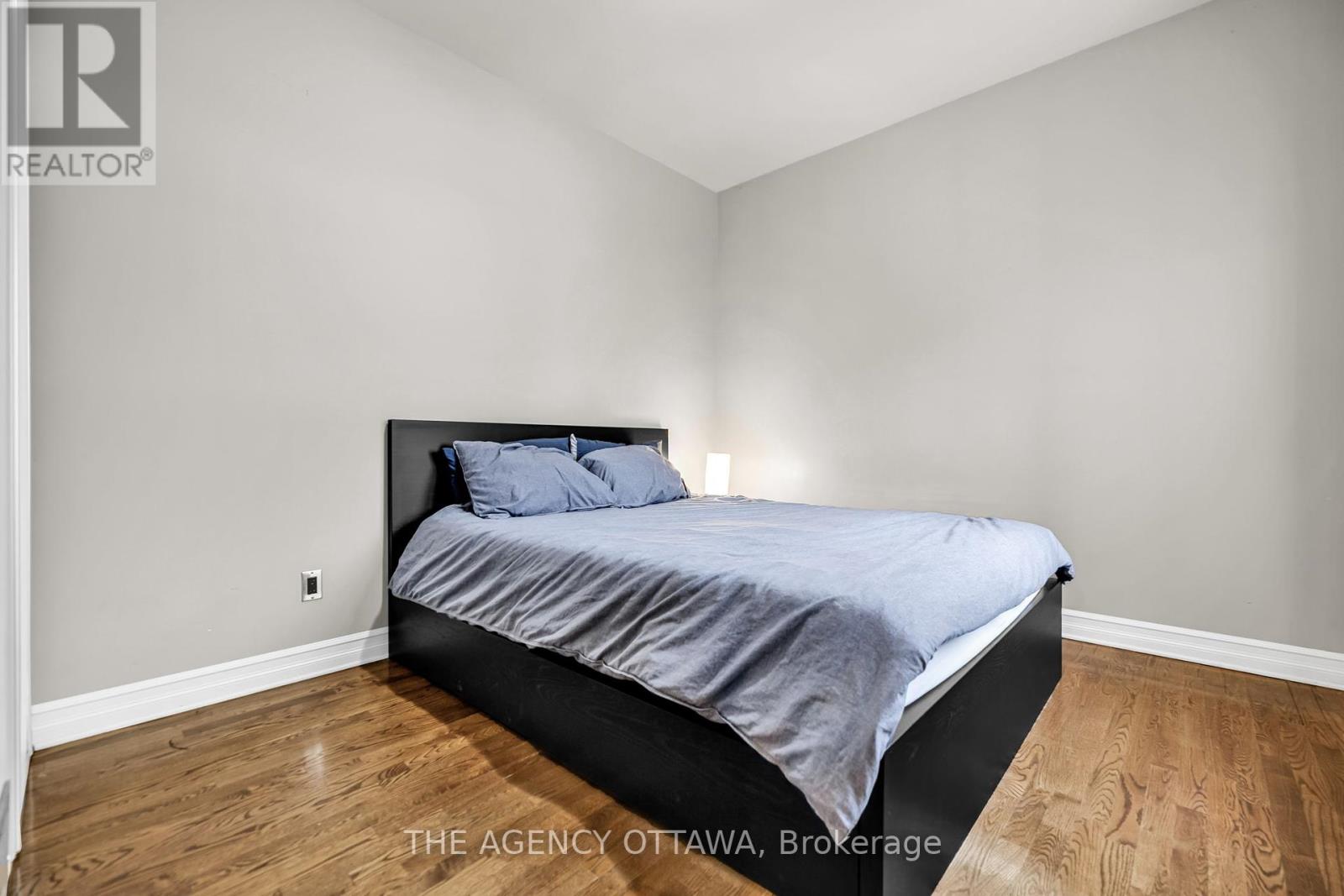 Photo 33 of 203 711 Churchill Avenue N, Ottawa ON