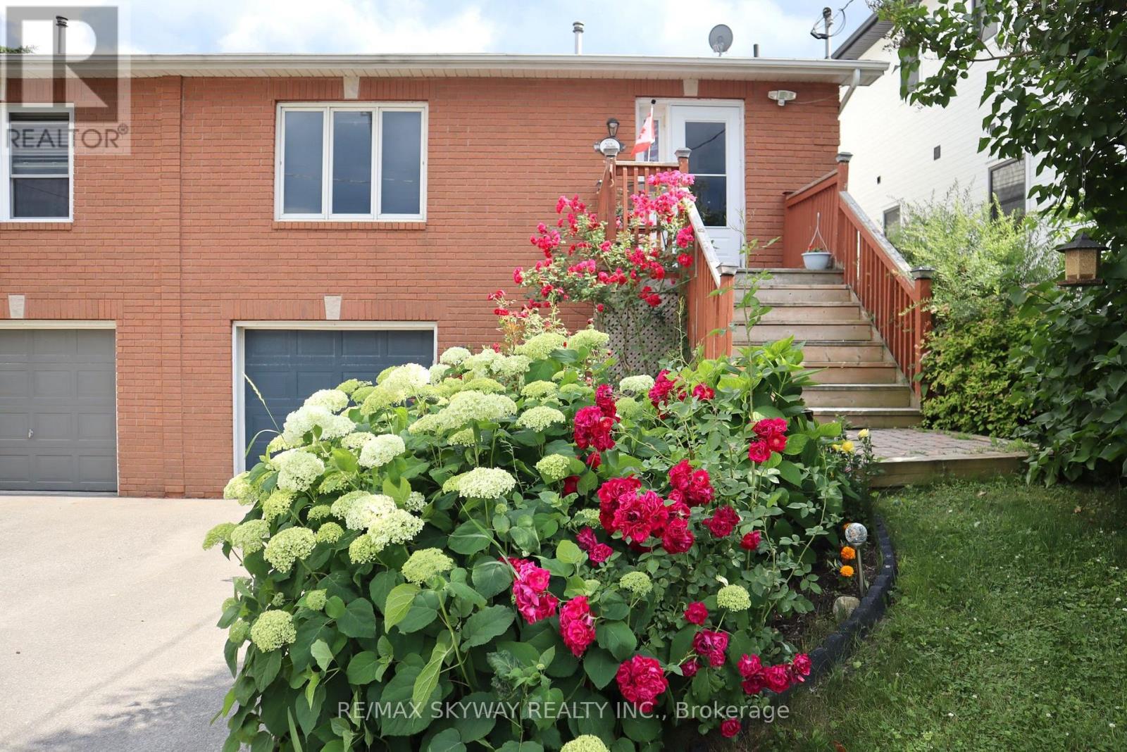 Photo 10 of 282 B Brock Street W, Uxbridge ON