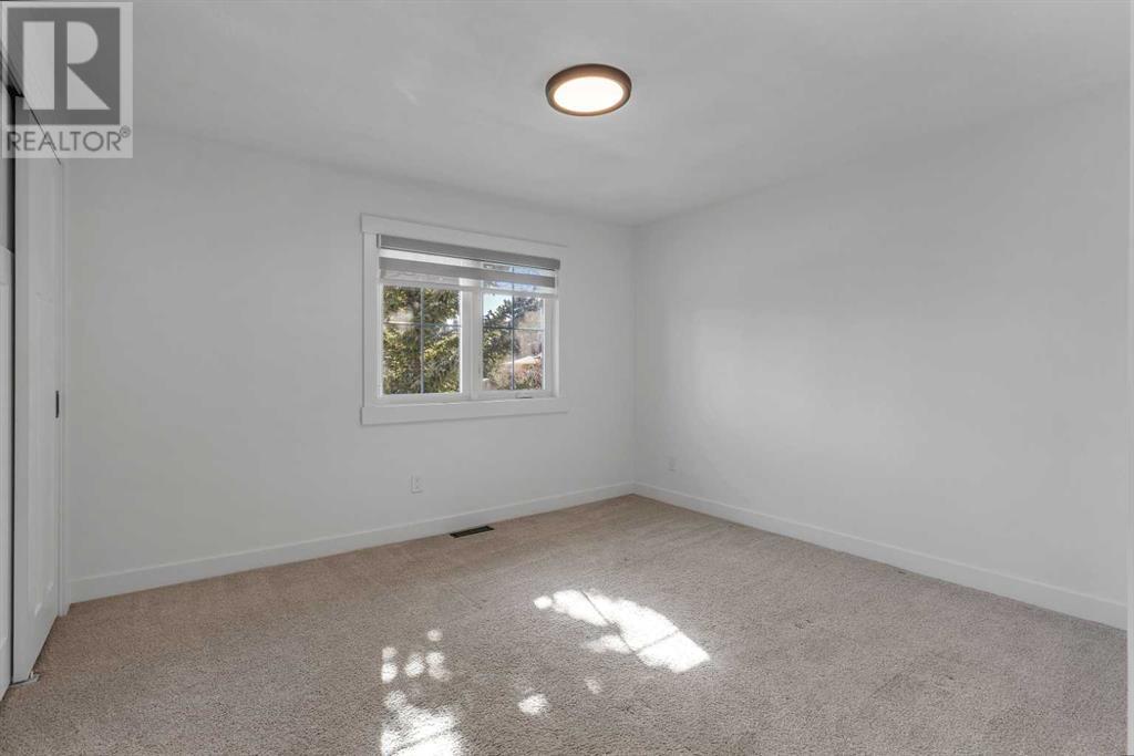 Single Family House for Sale in  Dalhart Hill NW Dalhousie Calgary 