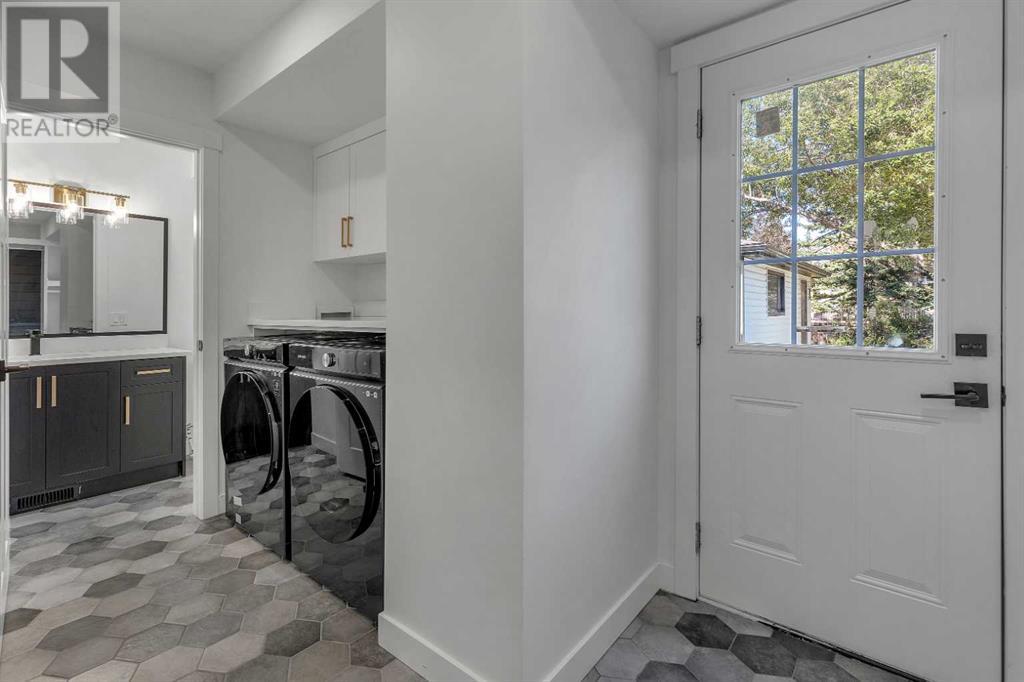 Single Family House for Sale in  Dalhart Hill NW Dalhousie Calgary 