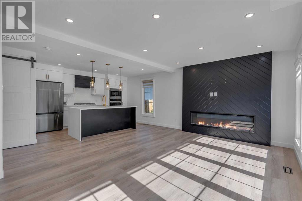 Single Family House for Sale in  Dalhart Hill NW Dalhousie Calgary 