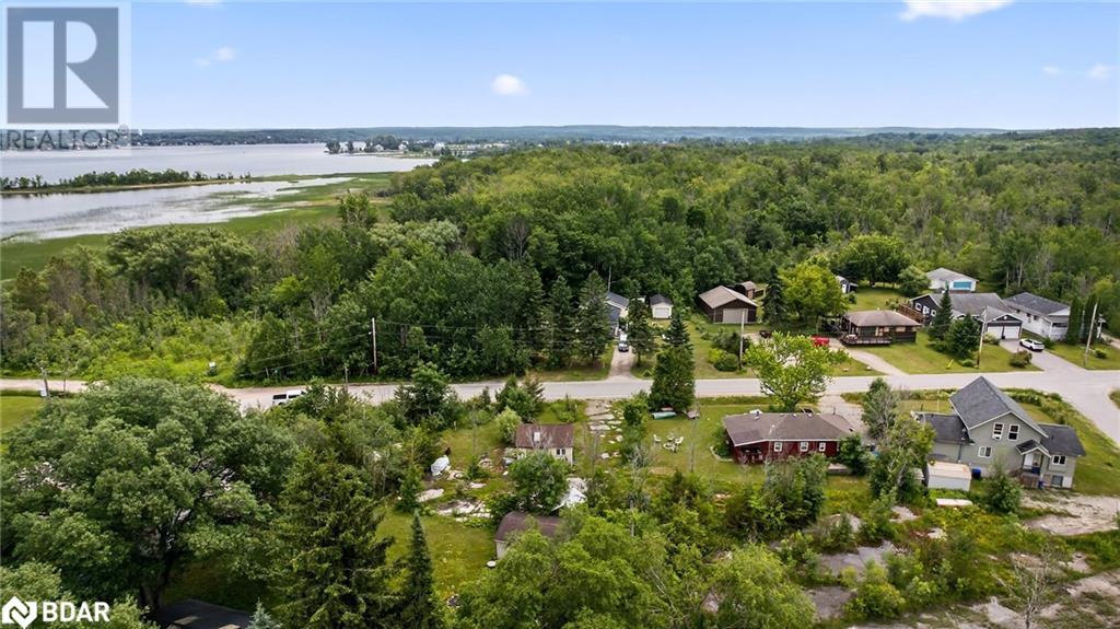 Photo 5 of 178 Woodlands Avenue, Port Mcnicoll ON