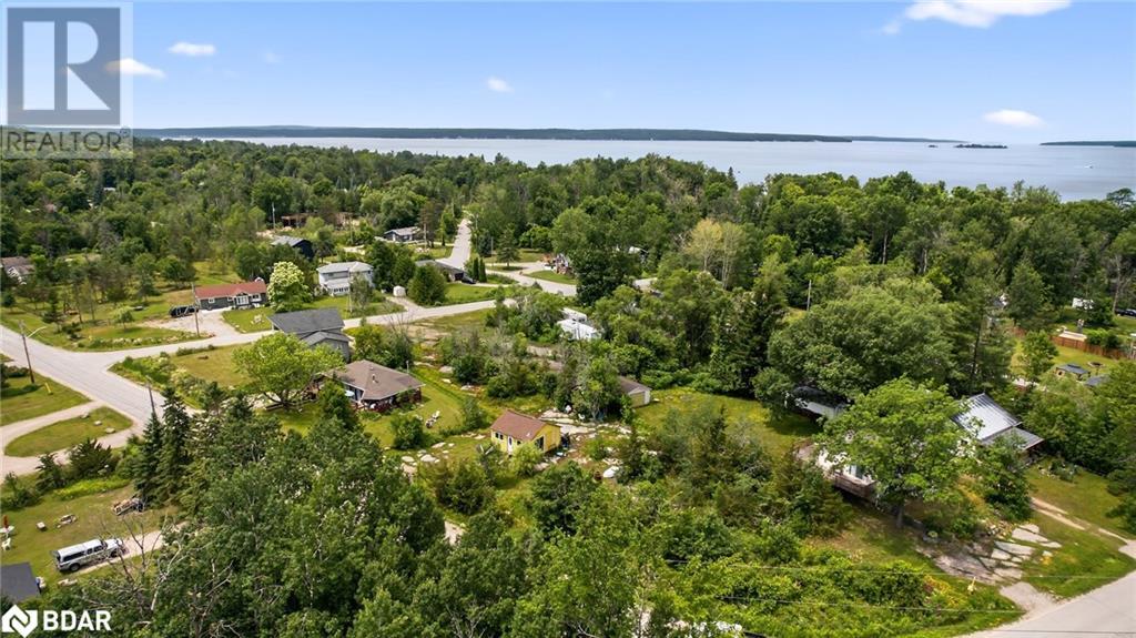 Photo 6 of 178 Woodlands Avenue, Port Mcnicoll ON