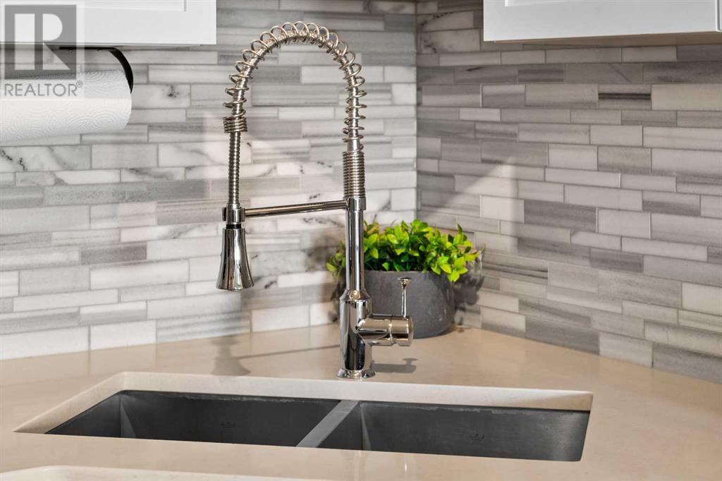 Single Family House for Sale in    Street SE Beltline Calgary 