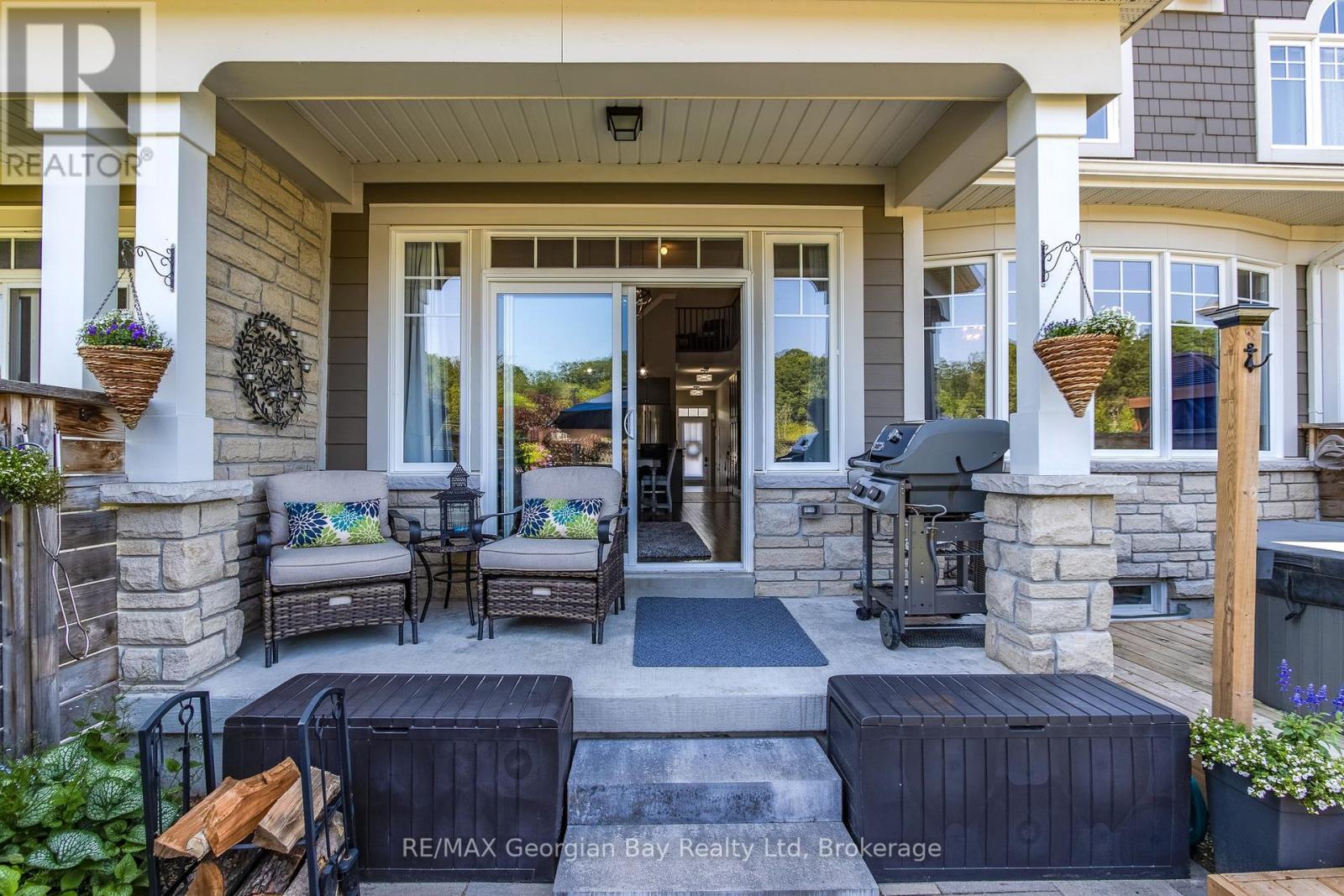 Photo 3 of 616 Bayport Boulevard, Midland ON