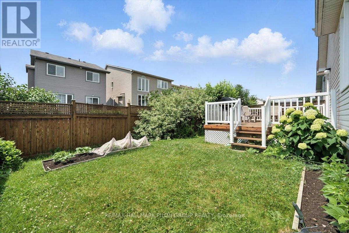Photo 9 of 128 Topaze Crescent, Clarencerockland ON